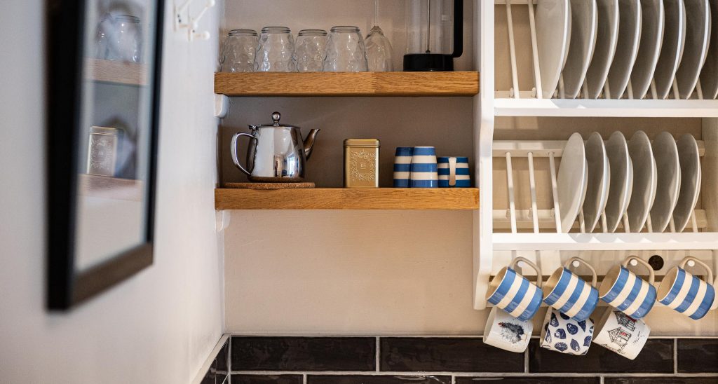 Apartment-Anchorage-kitchen-1