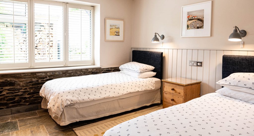 Apartment-Outrigger-twin