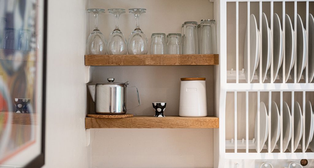 Apartment-Upperdeck-kitchen-2